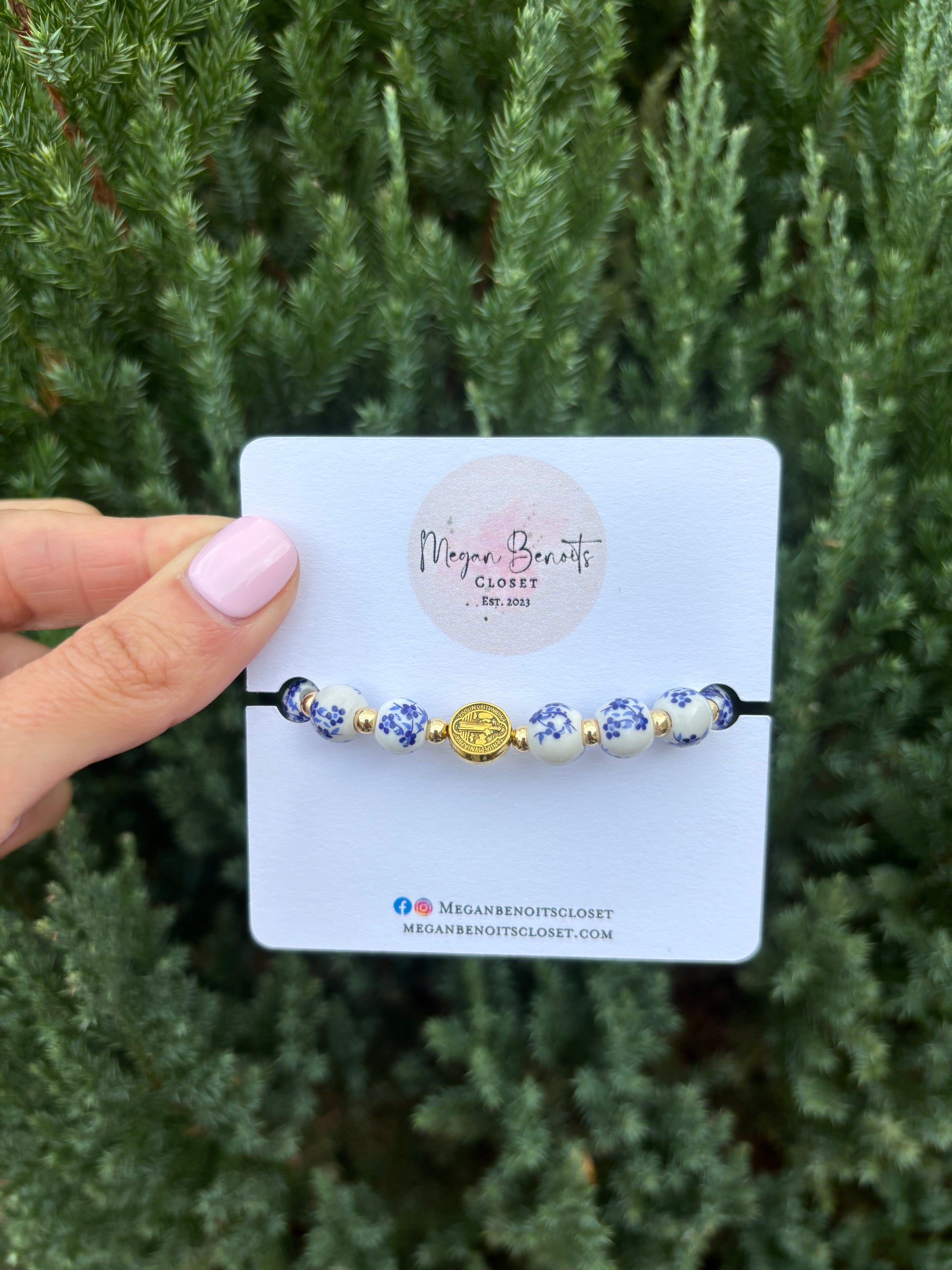 Porcelain Mother Mary bracelet ￼