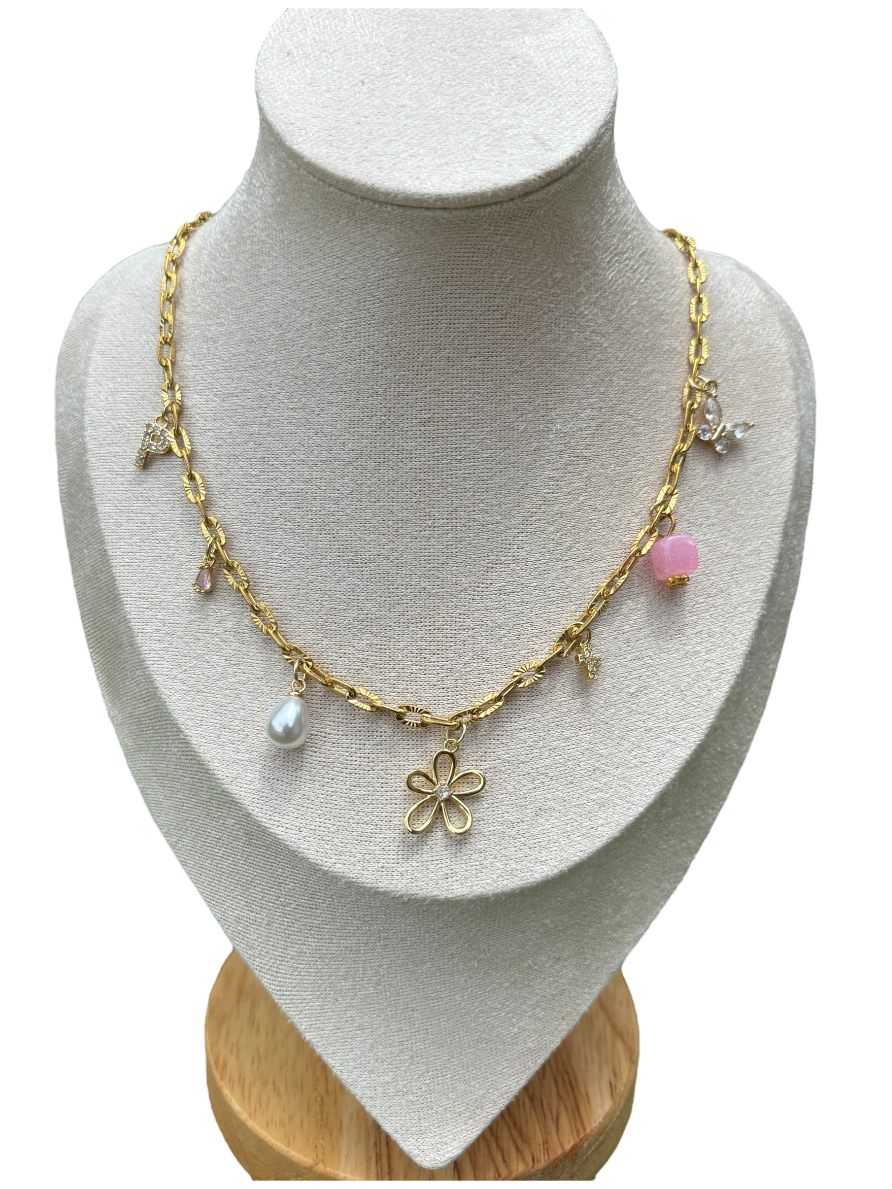 Embossed Paperclip Chain