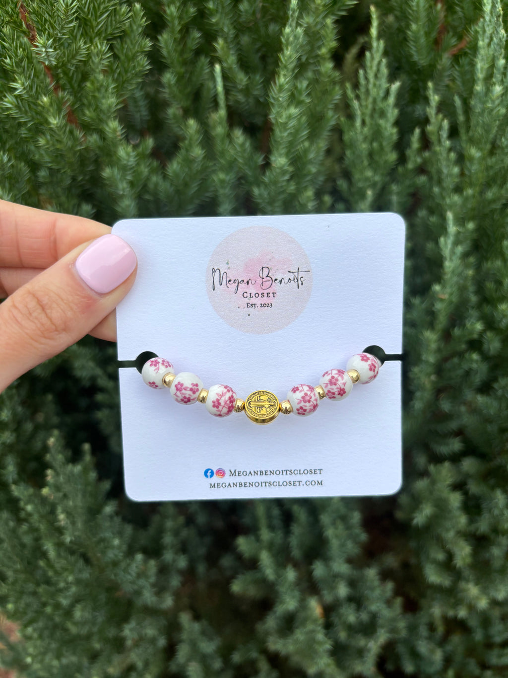 Porcelain Mother Mary bracelet ￼