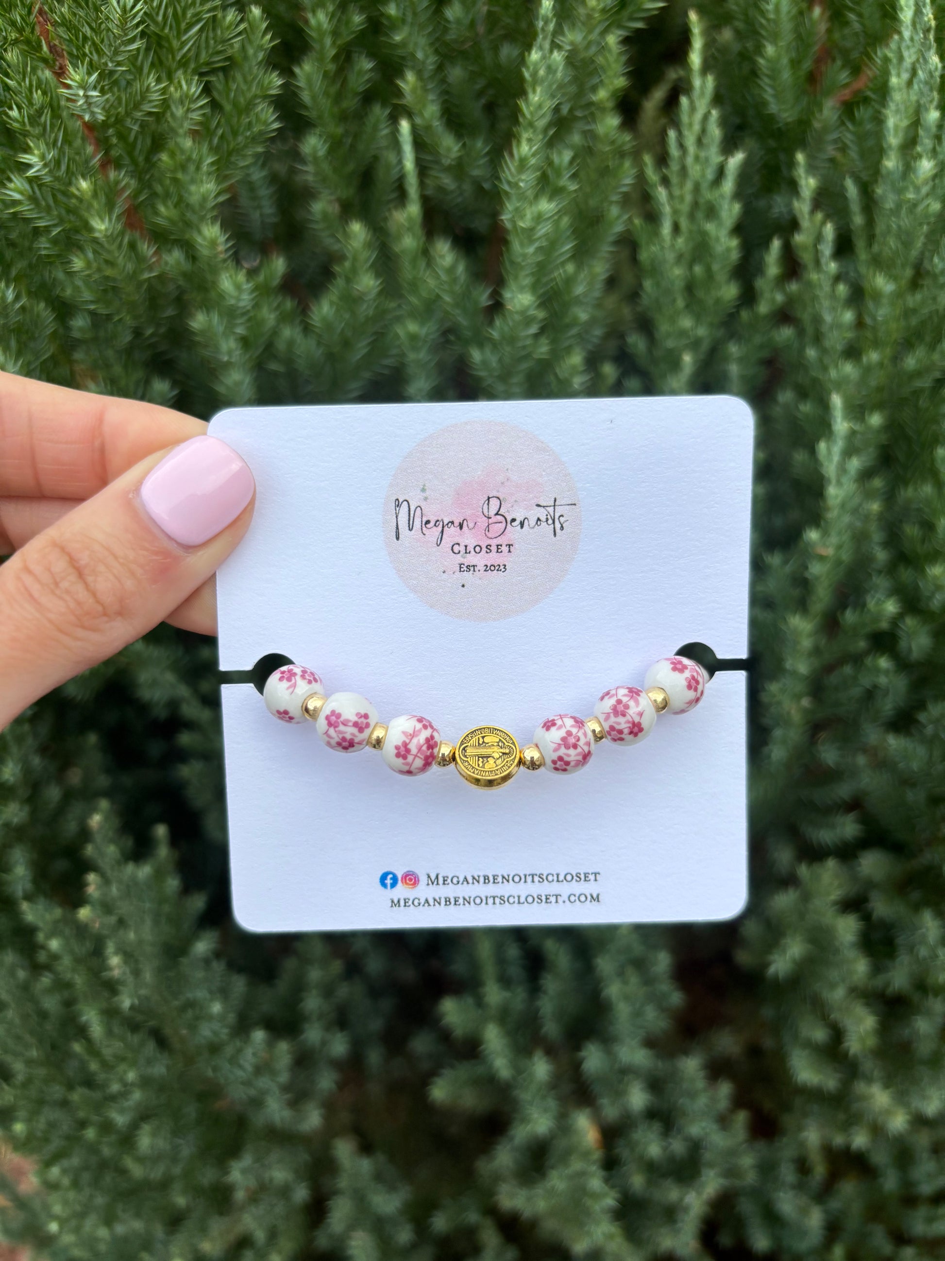 Porcelain Mother Mary bracelet ￼