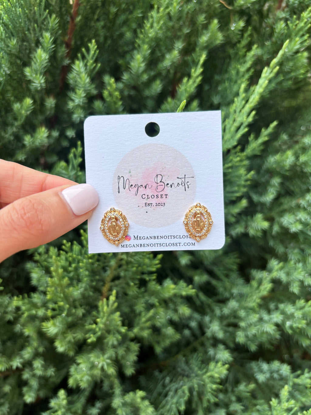 Mother Mary Studs￼